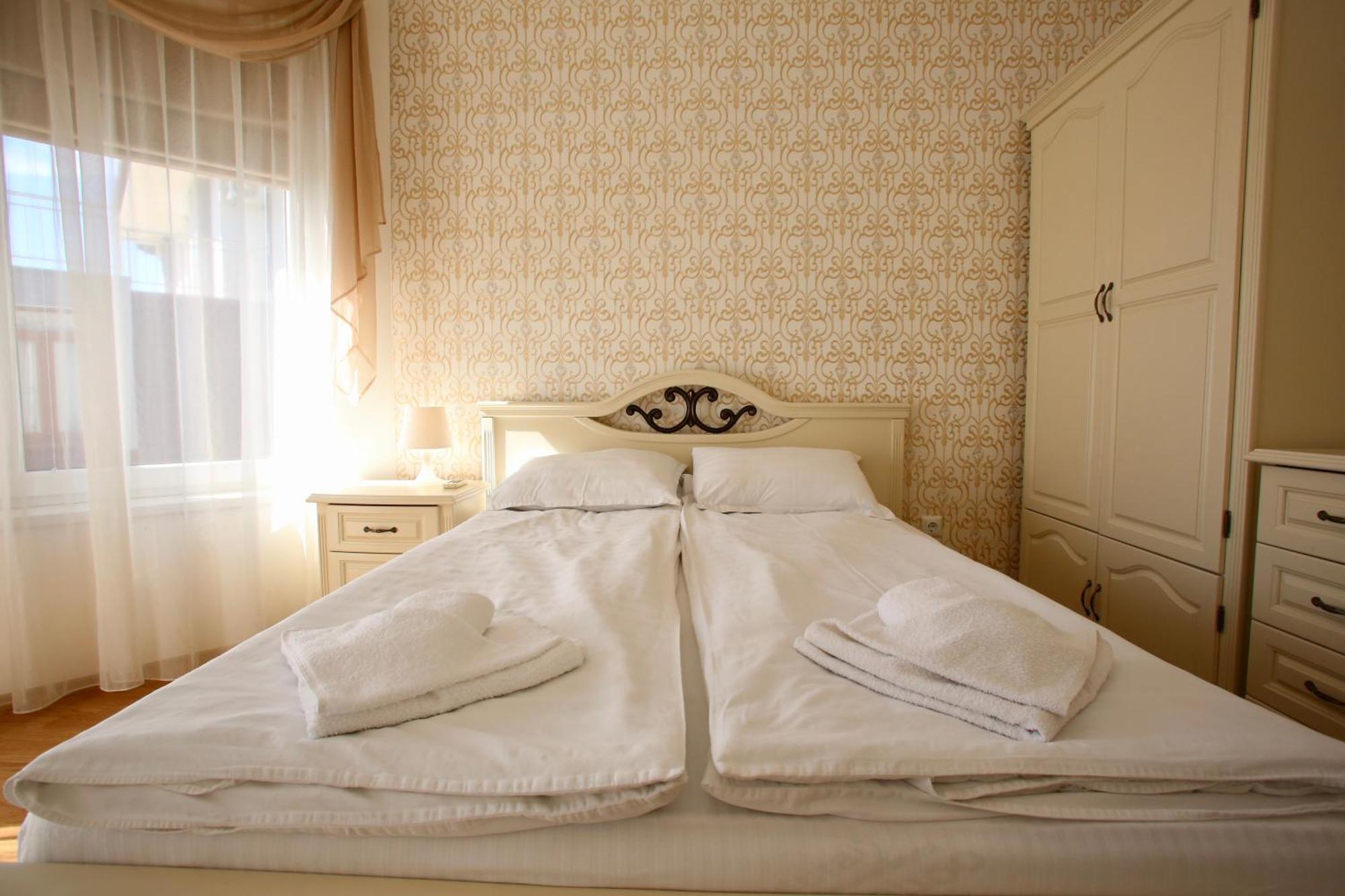 Villa Livia Boutique Apartments Ravda Bagian luar foto