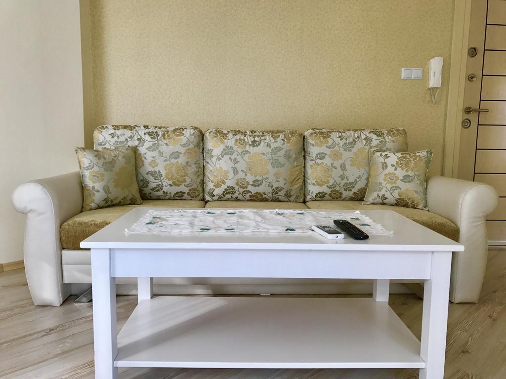 Villa Livia Boutique Apartments Ravda Bagian luar foto